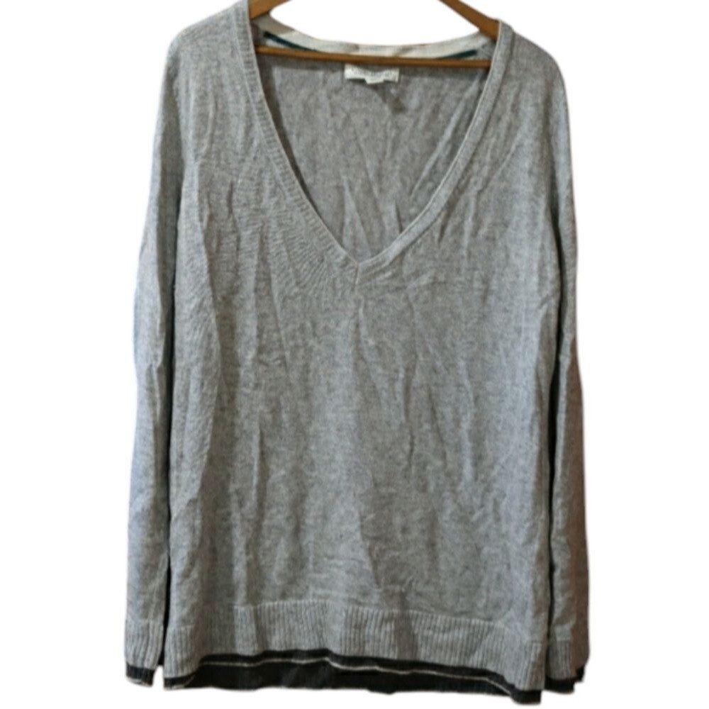 Banana Republic Gray Vneck Pullover  Double Cuff Sweater XL Wool Cashmere